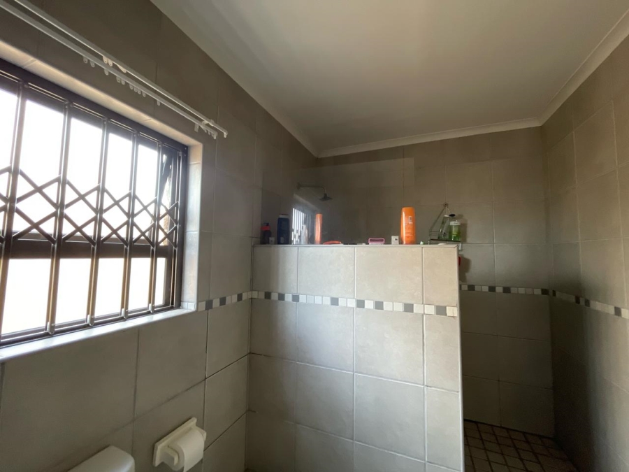 2 Bedroom Property for Sale in Noorsekloof Eastern Cape
